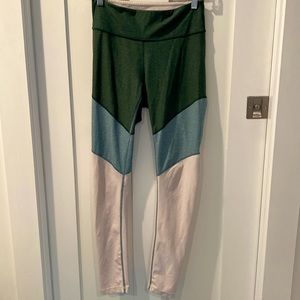 Outdoor Voices 7/8 Spring Tri-Color Compression Leggings Size Small